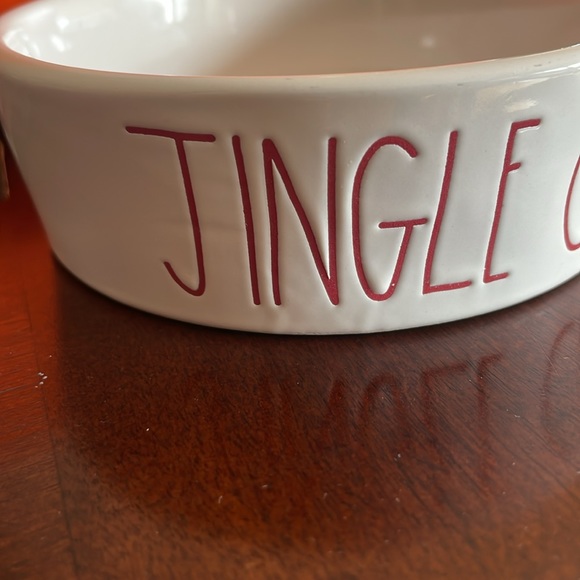 Rae Dunn JINGLE CLAWS Cat, Small Dog or Small Pet Christmas Food Bowl - Picture 7 of 8